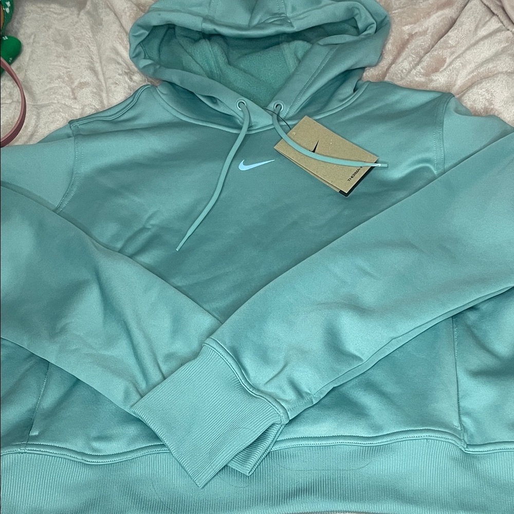Nike Women’s Aqua Cropped Hoodie